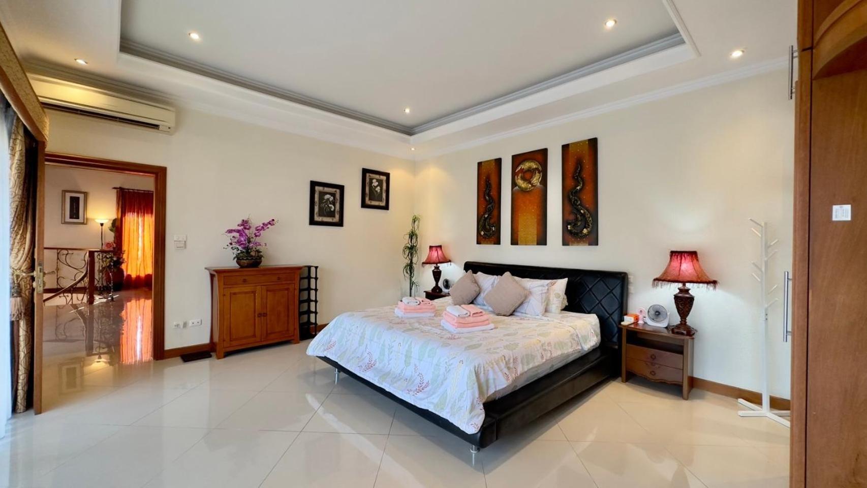 Luxury & Huge Garden Pool Semi-4bed Near & Walking Street