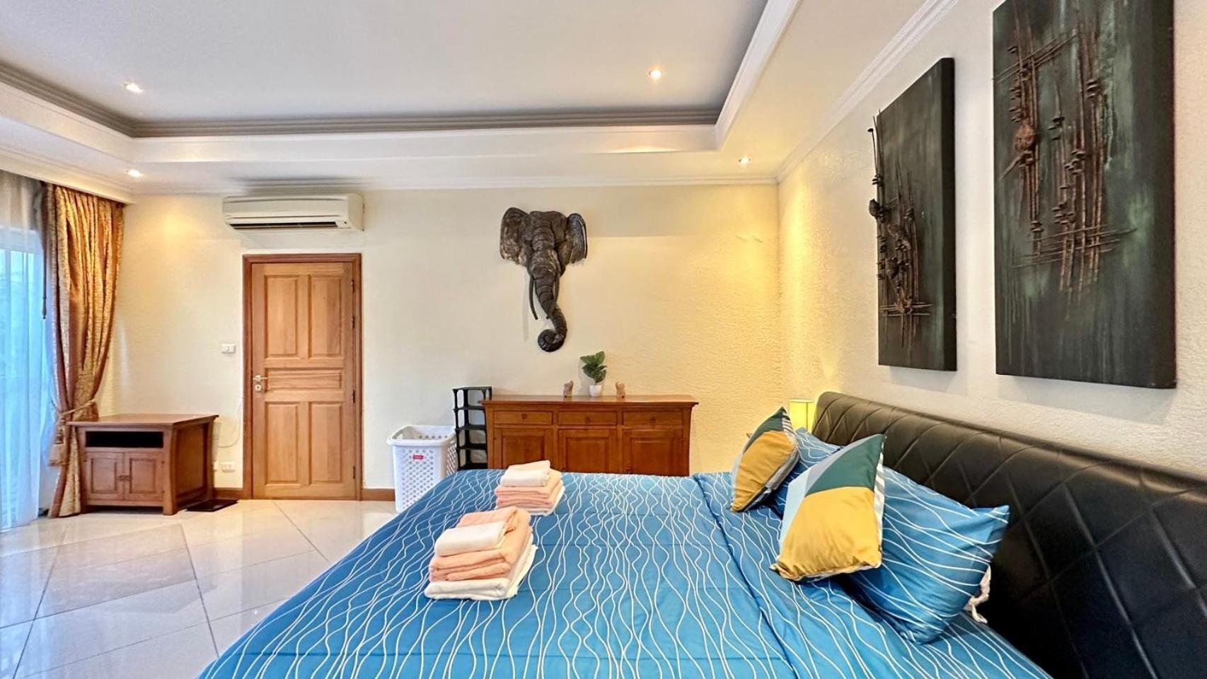 Luxury & Huge Garden Pool Semi-4bed Near & Walking Street