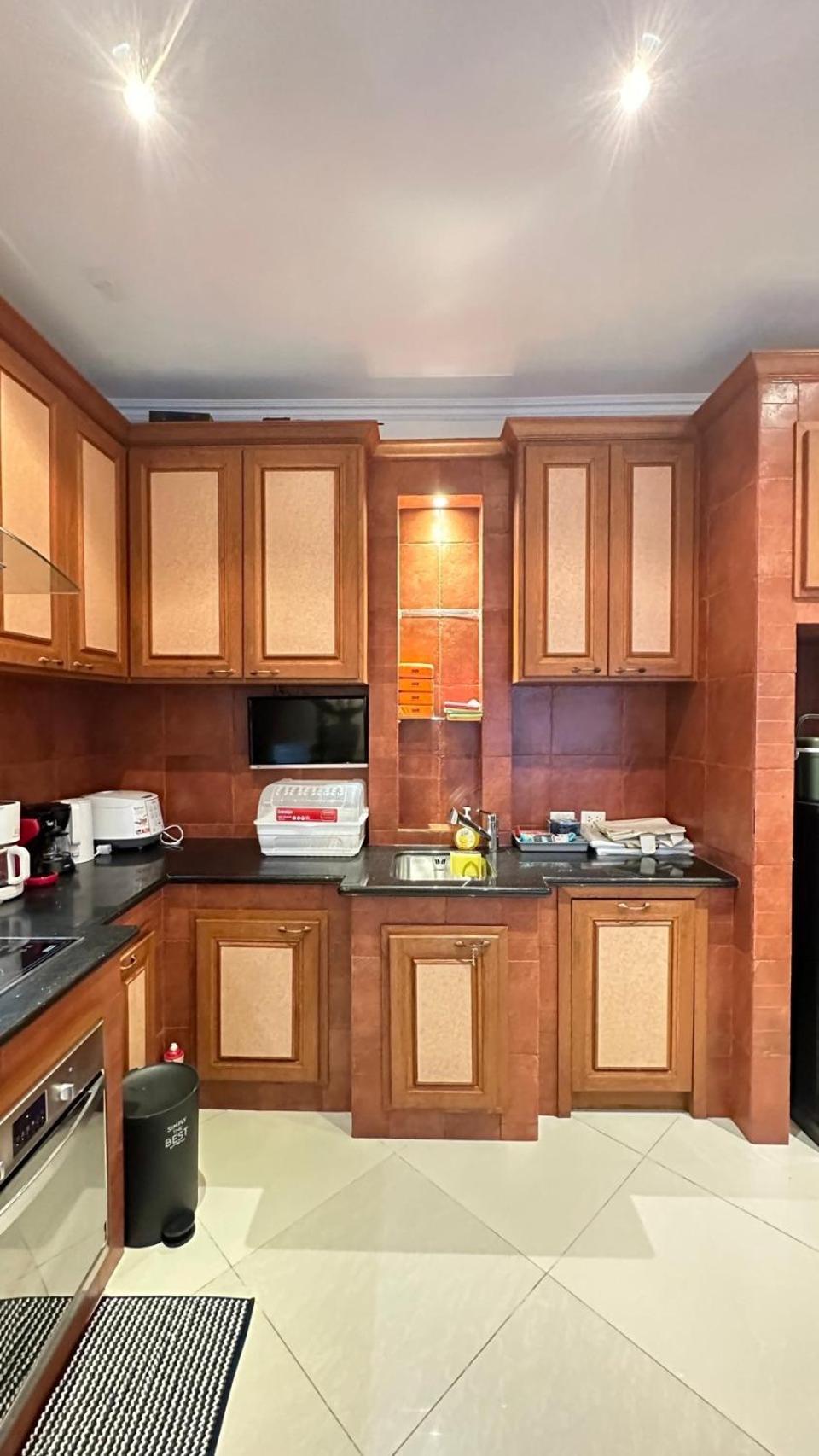 Luxury & Huge Garden Pool Semi-4bed Near & Walking Street Villa *