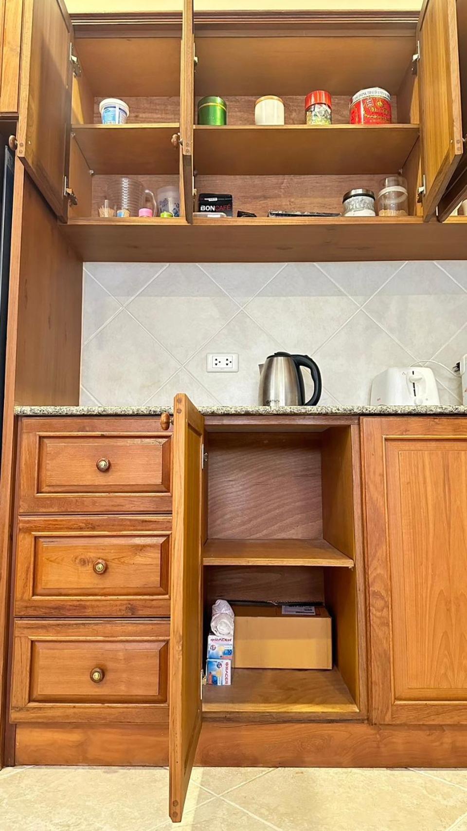 Villa Luxury & Huge Garden Pool Semi-4bed Near & Walking Street *